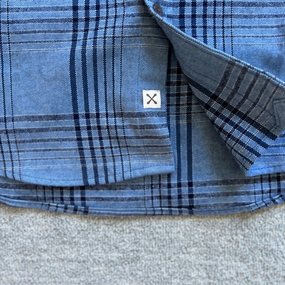 Blake Shelton Lands’ End NWT Blue Plaid Flannel Buttondown Sz. L - Picture 9 of 11